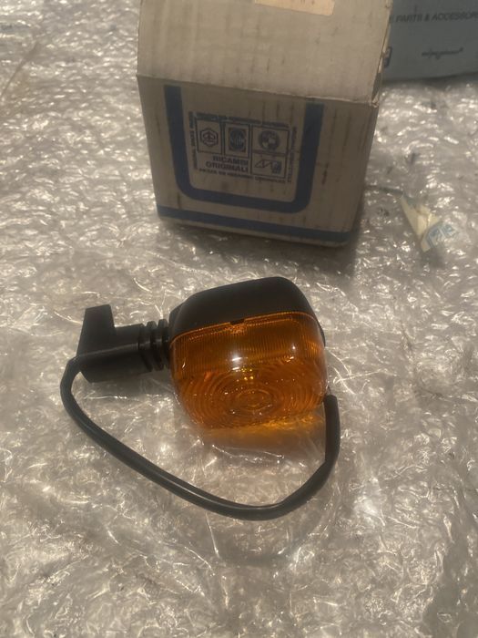 Gilera Bullit 50 Kierunkowskaz Migacz Nowy N472