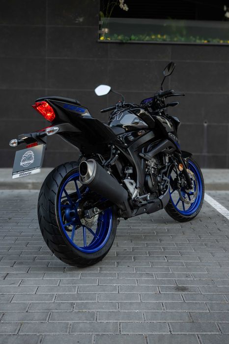 SUZUKI GSX-S125! Como Nova!