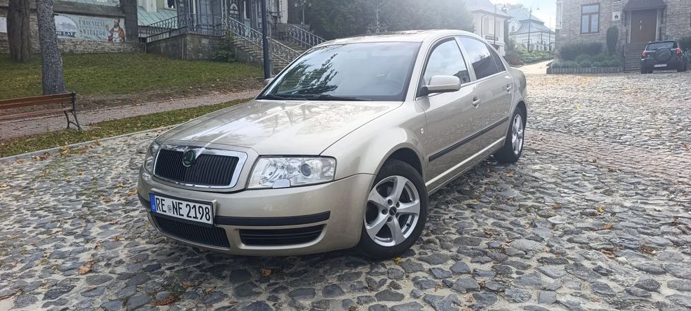 Škoda Superb