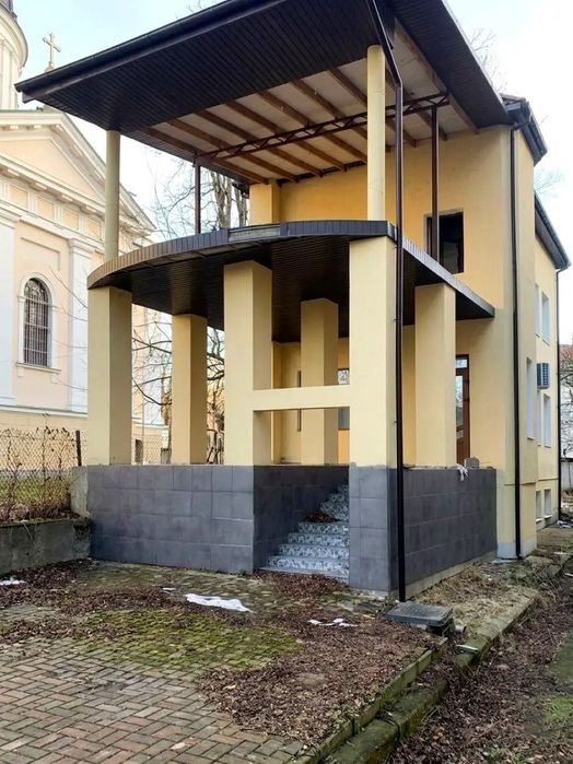 Продаж ексклюзивної комерційної будівлі в центрі м Сокаль Без комісії!