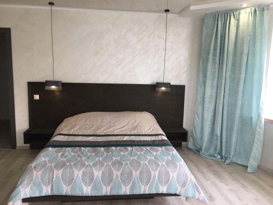 Погодинно, Подобово квартира за Порт Сіті, ПАРКОВКА, звітні документи