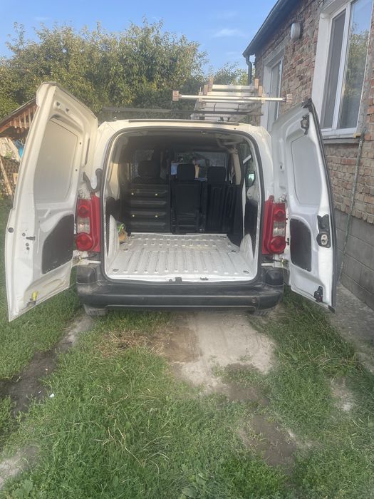 PEUGEOT partner 2012