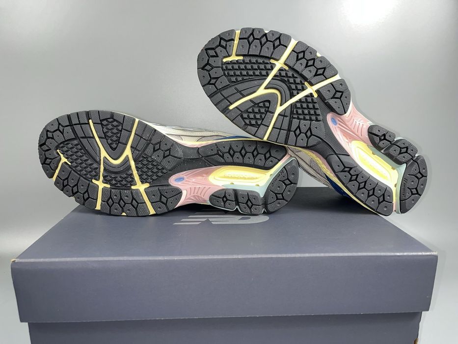 Кросівки New Balance 1906 42.5 розмір (по устілці 27 см)