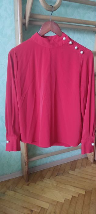 Жіночі сорочки та футболки