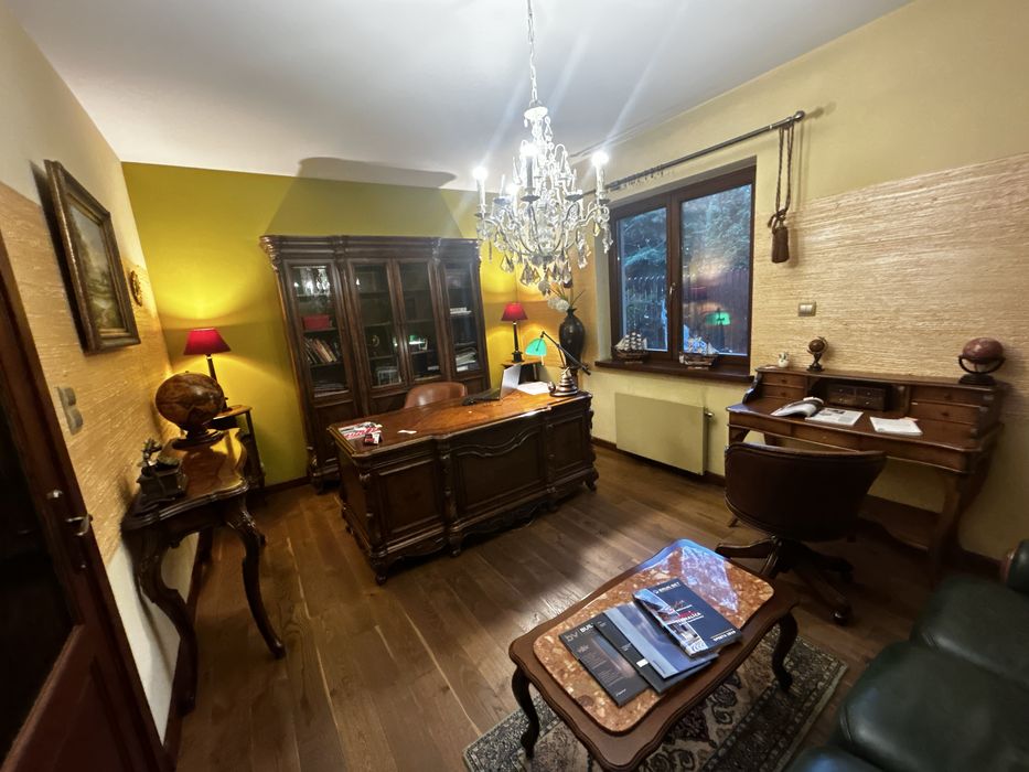 Kompletny gabinet, biurko włoskie