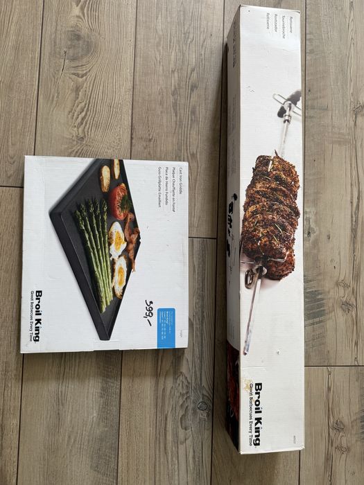Broil King - Zestaw rożna obrotowego i płyta żeliwna NOWE