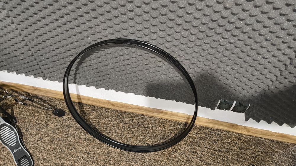 Obręcz do bębna basowego 22'.