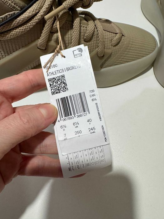 Кросівки Adidas Athletics 1 Basketball Clay, 40р