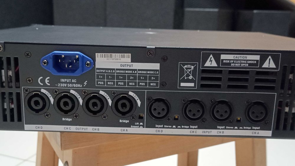 Końcówka mocy LD Systems DEEP2 4950 | 4x810W | 4-kanałowa | Klasa H