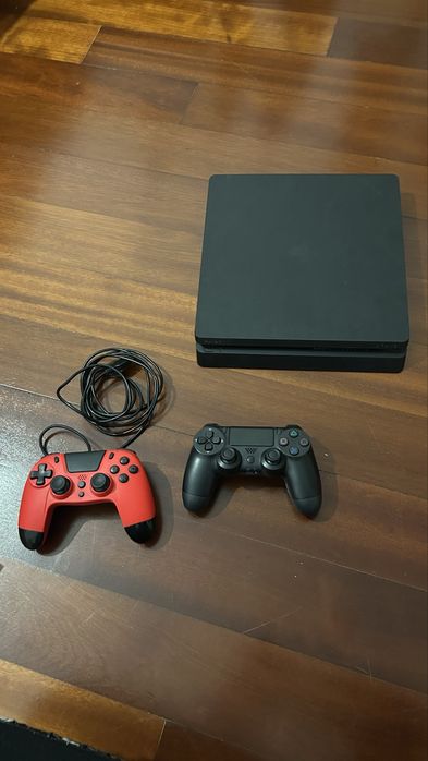 PS4 Pro 1 TB + Acessorios