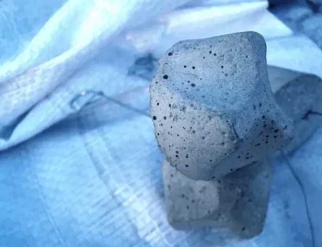 Concrete Wedge or Spacer – New64729613272963121