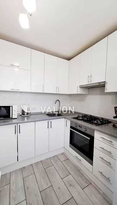 Продаж 1-кімн. квартири з ремонтом, вул. Березняківська, Березняки