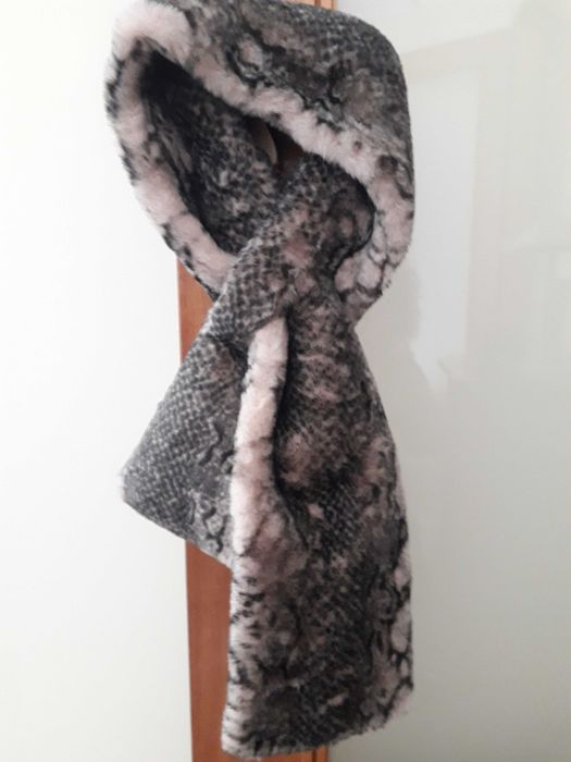 Estola efeito pêlo Parfois em tons tigrados (NOVA POR ESTREAR)