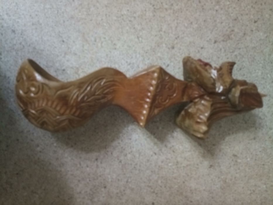 Декоративная деревянная ложкаа