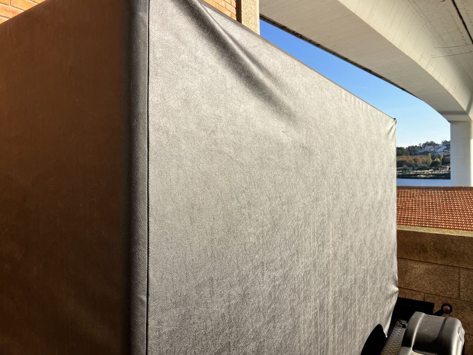 Gerador silencioso  de 50Kva + reboque