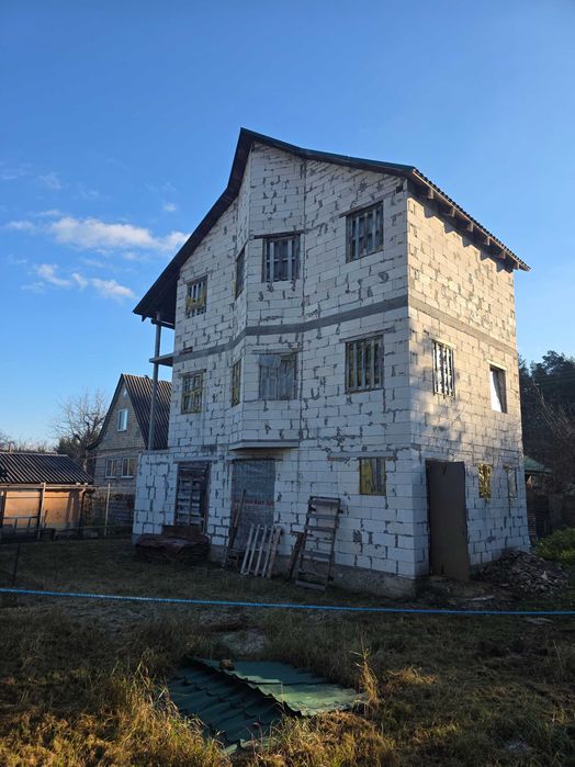 Стоянка Домоволодіння