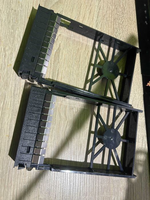 2x Zaślepka / Wypełniacz Zatoki 3.5" LFF do Serwerów HP ProLiant