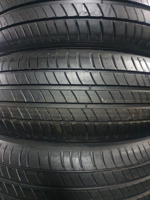 Pneus  205/55/19