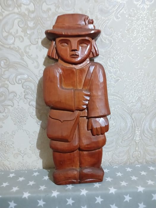 Довбуш,виріб з деревини,дерево