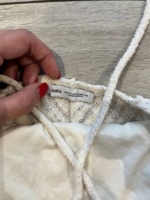 Літній топ від Bershka