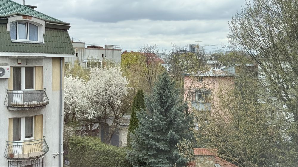 Квартира з ремонтом, ( Алтайські озера)