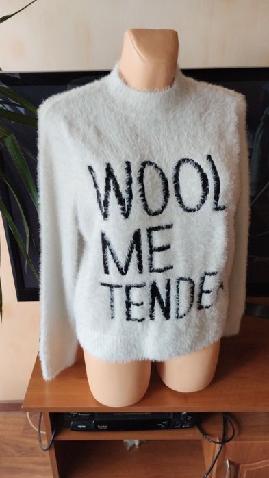 Sweter r. L (215)