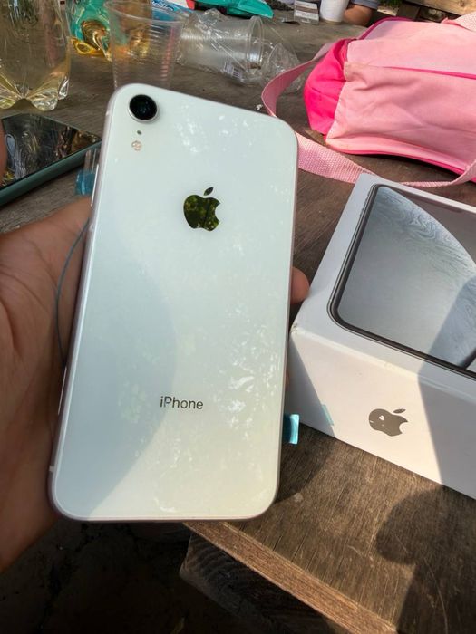 iphone XR білий. Айфон ХР с коробком