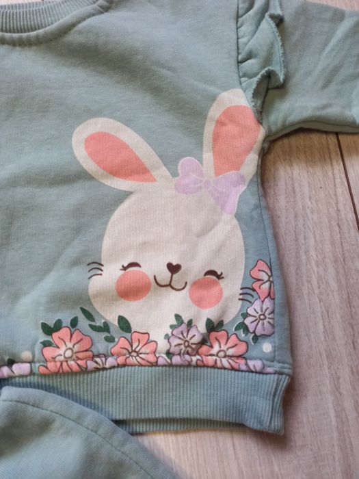 Костюмчик для дівчинки