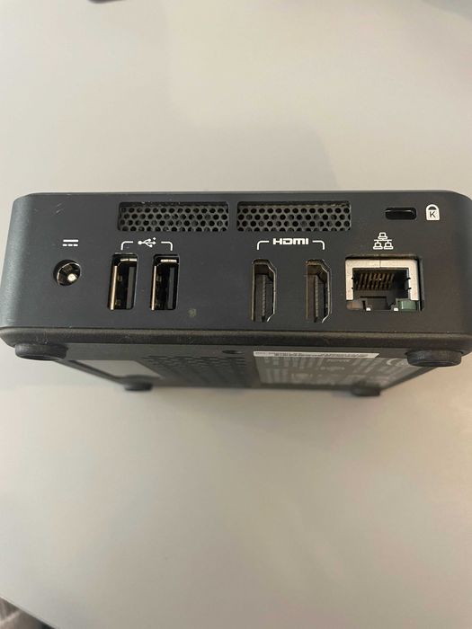 Komputer mini-PC NUC Kit DCCP847DYE