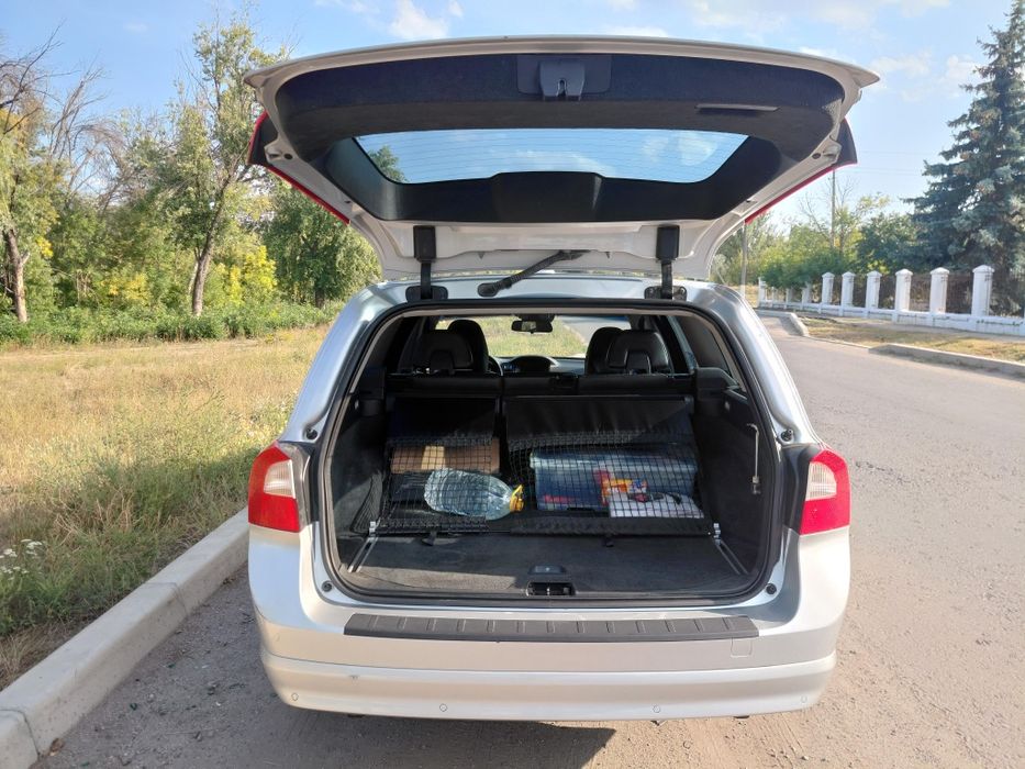 Продам авто Volvo v70