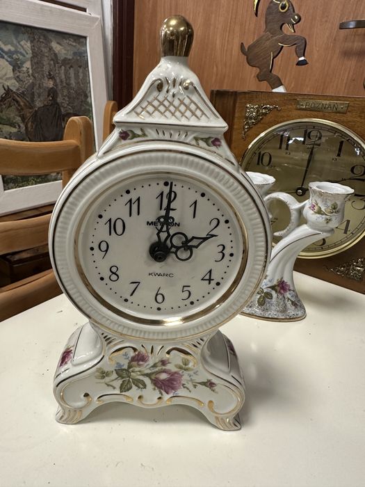 Zegar kominkowy, porcelanowy, Metron Kwarc.