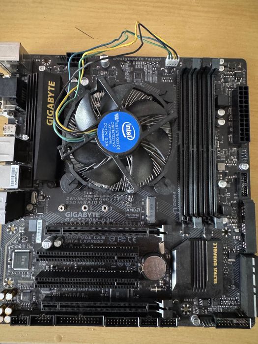 Gigabyte GA-Z270M-d3h