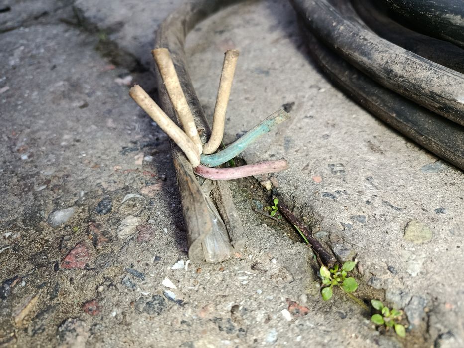 5 жил провод 19метров.