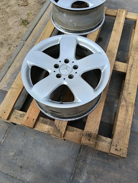 Mercedes W 211 ,W 212 felga aluminiowa 17 cali