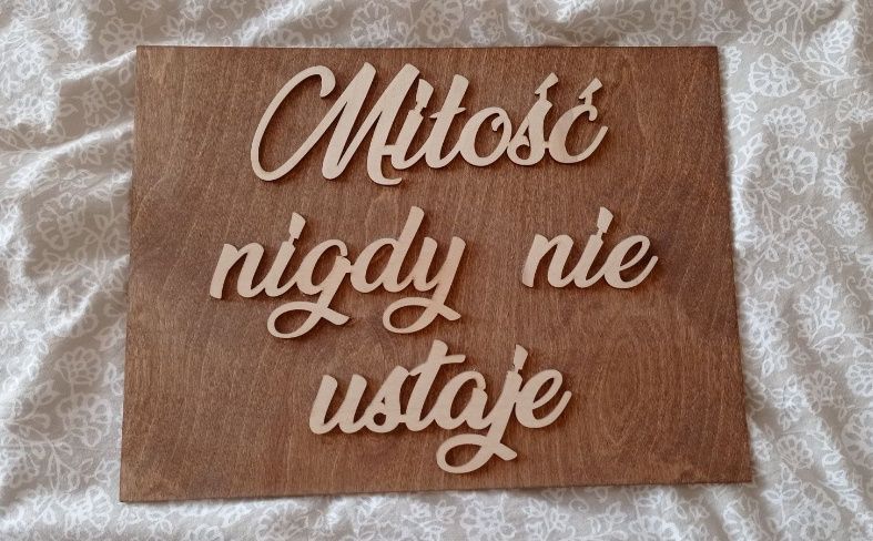 Tabliczka tablica ślubna ślub Miłość nigdy nie ustaje 40x30cm ołtarz