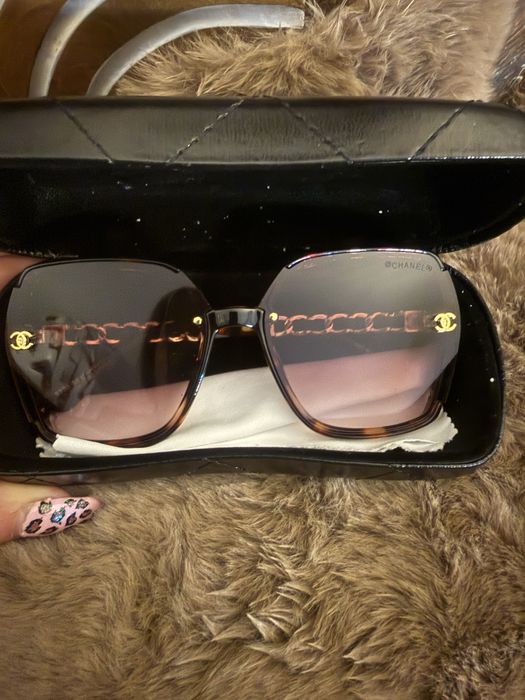 Oculos de sol Chanel  novos