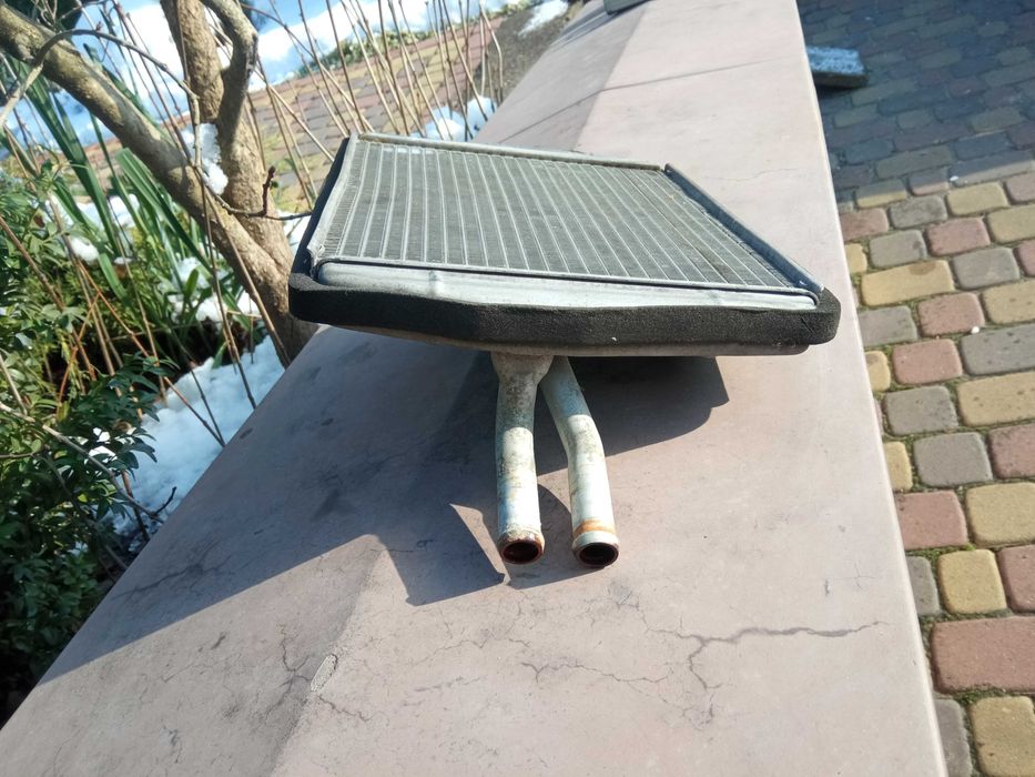 Радіатор опалювача пічки салону теплообмінник Фієста Кур’єр Мк4