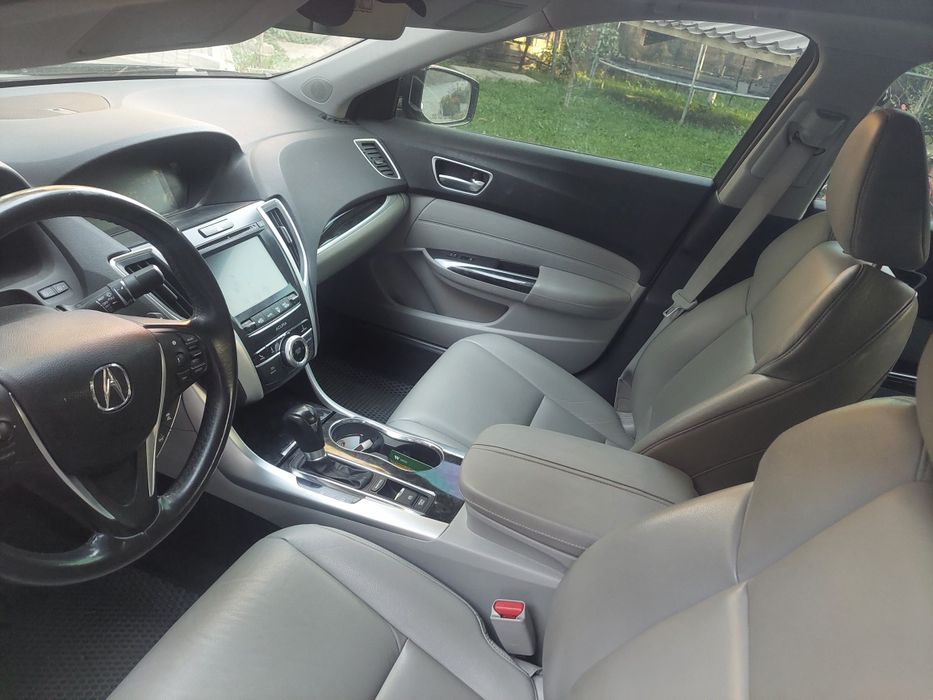 Acura tlx 2018рік
