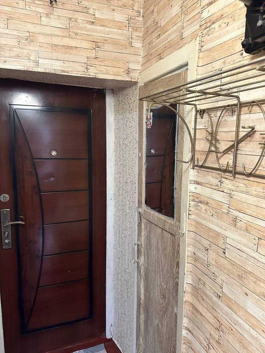 Здається 2 кімнатна квартира в центрі вул. Б. Хмельницького