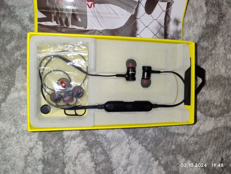 Навушники Awei B922