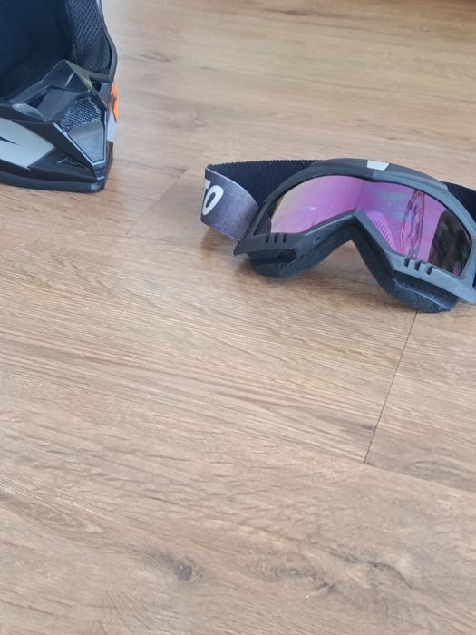 Мото шолом EDX чорно-помаранчевий у ідеальному стані!