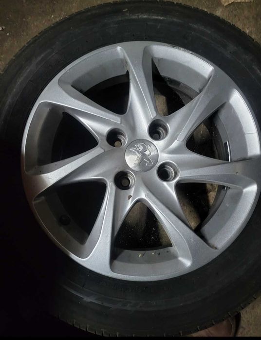 Jantes originais 15 peugeot 4x108