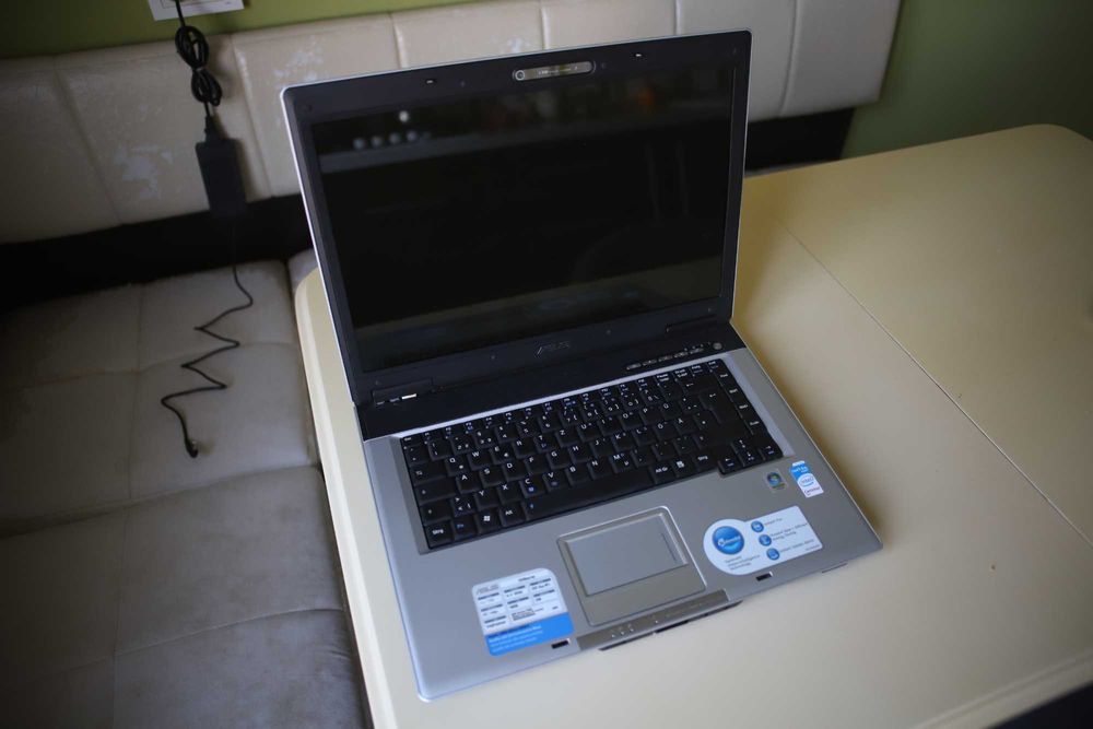 Ноутбук Asus Z53S