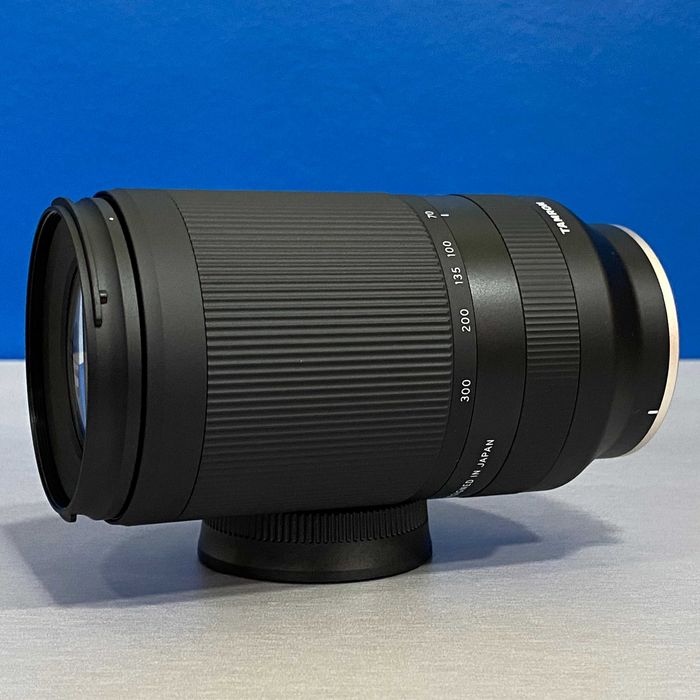Tamron 70-300mm f/4.5-6.3 Di III RXD (Sony)- NOVA - 3 ANOS DE GARANTIA