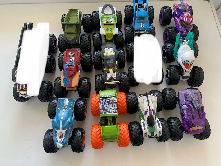 Машинки,монстр треки,автовоз Hot Wheels