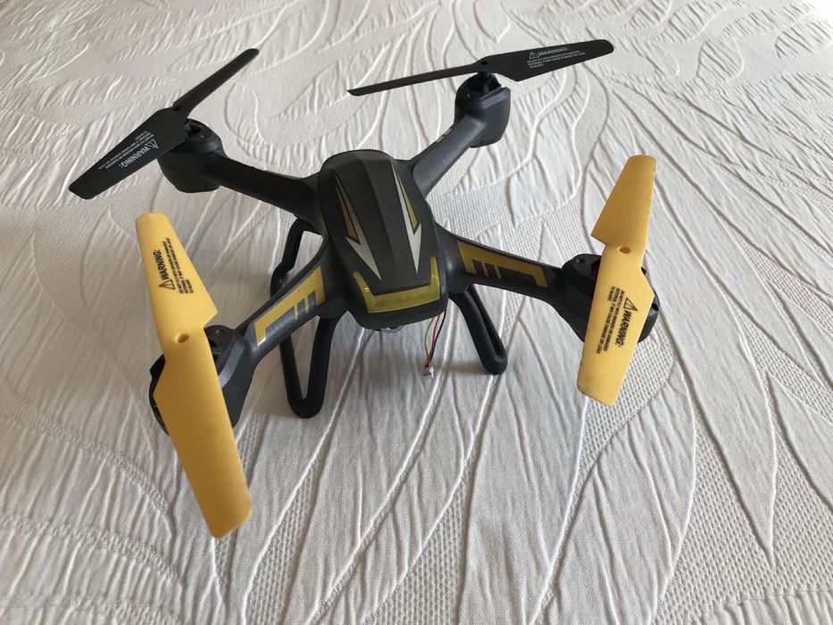Квадрокоптер Skytech TK 107.