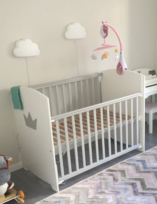 BERÇO + MUDA FRALDAS + CAMA