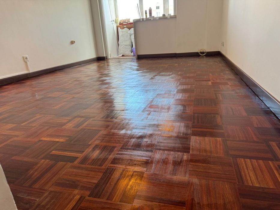 Serviços e remodelações gerais