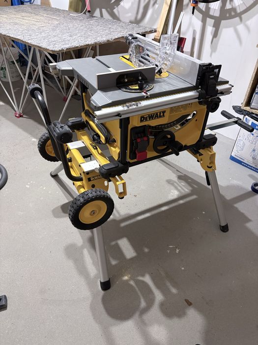 Dewalt 7485 Piła Stołowa + stół, na gwarancji, doinwestowana, soft start, jak nowa. W cenie mobilny stoł na kółkach.