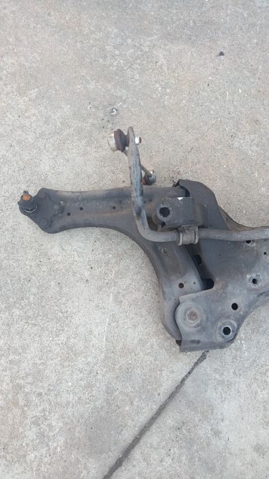 Charriot frente SKODA Fabia II Break (545, 5J)